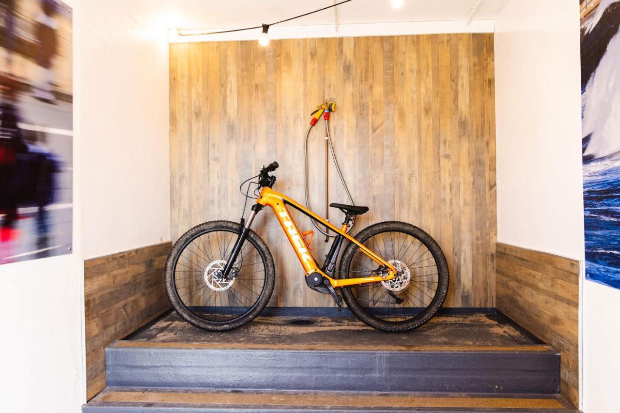 Bike & Boot - Leisure For Now 4*